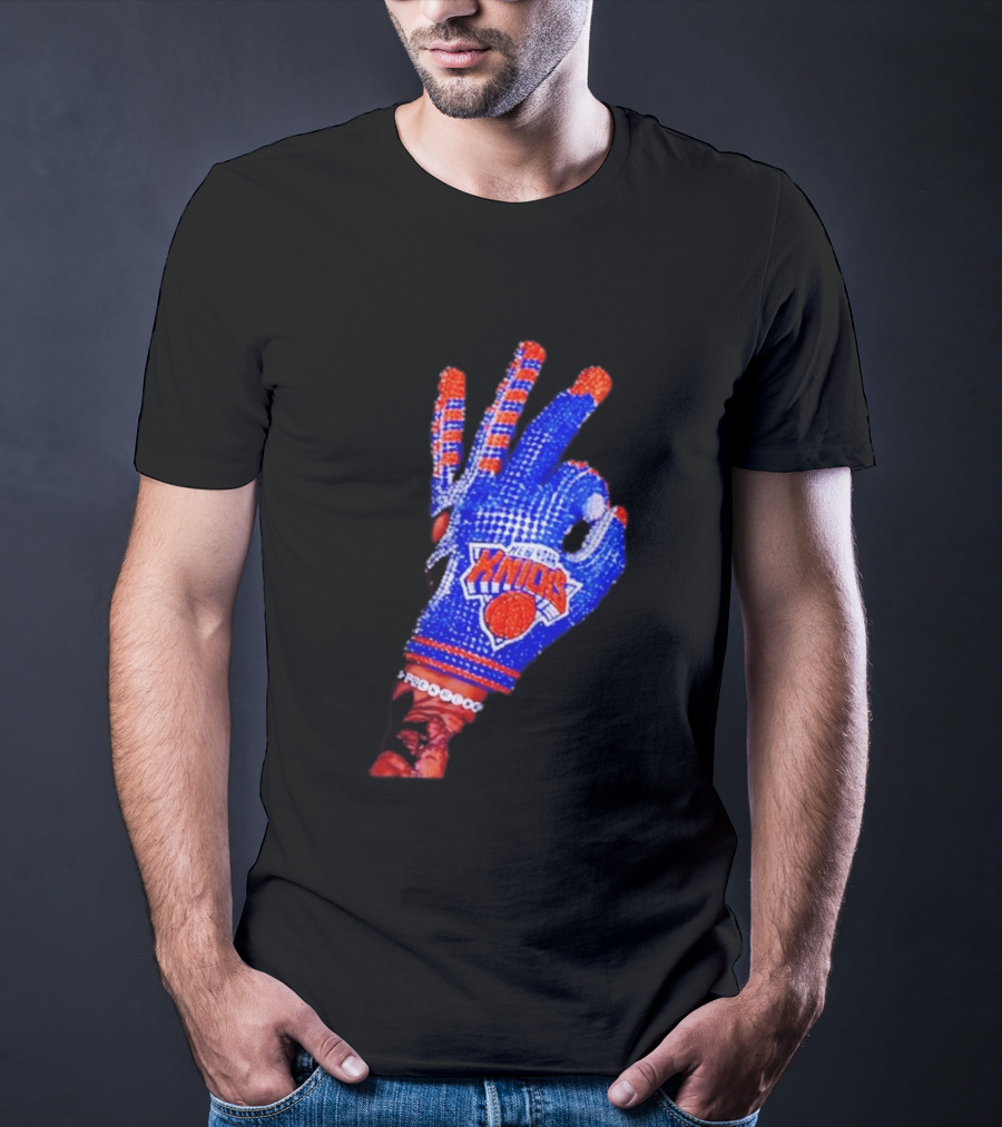 New York Knicks NBA Frenchoo Basketball Fan Glove T-Shirt