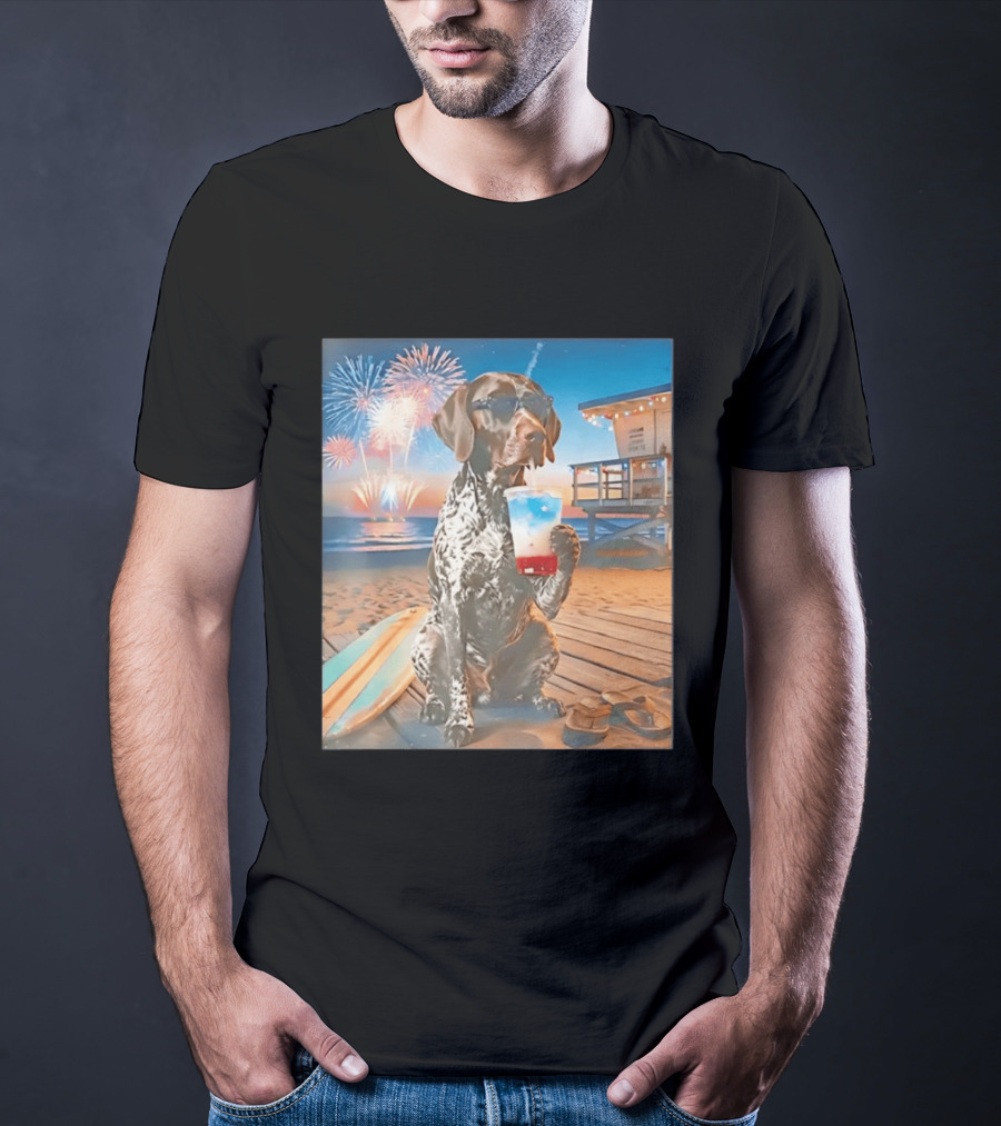 German Shorthaired Pointer Fourth Of July Fireworks Beach Party Surfboard Scene T-Shirt