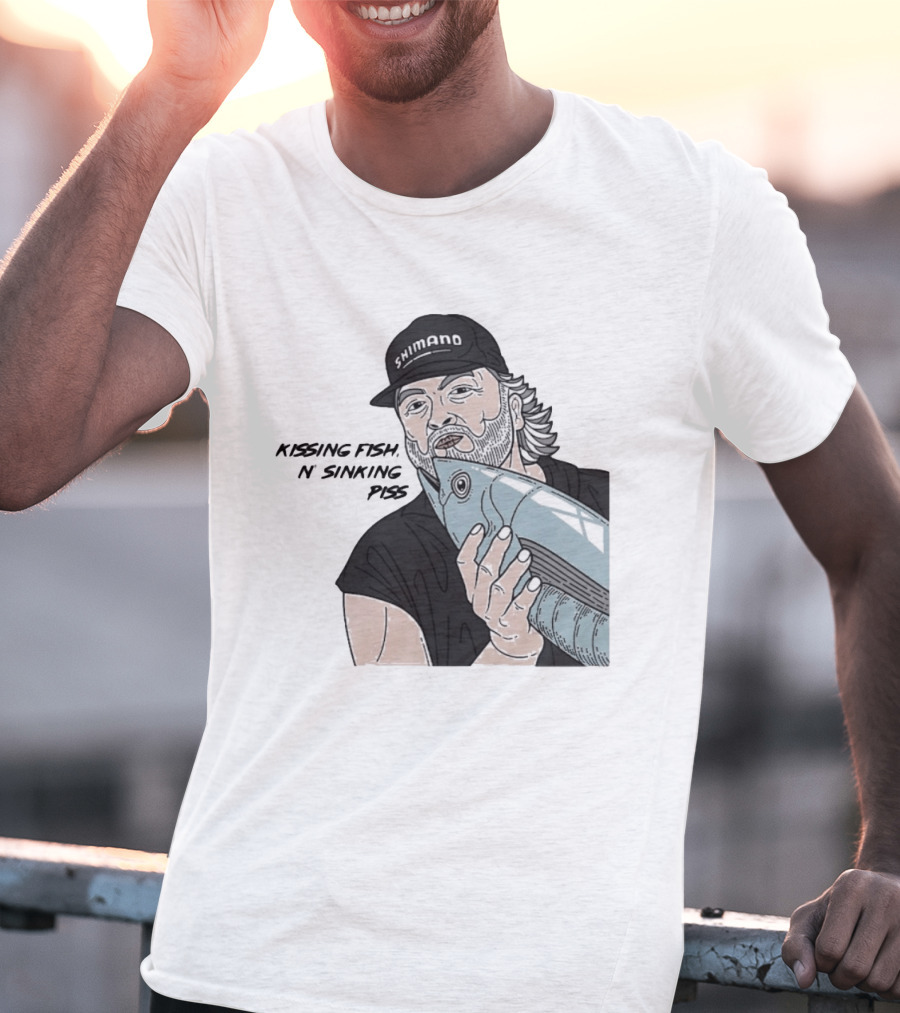 Kissing Fish N Sinking Piss Shimano Cap Beard Fisherman T-Shirt