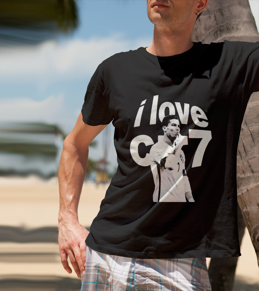 Cristiano Ronaldo I Love CR7 Image Al Nassr GOAT T-Shirt