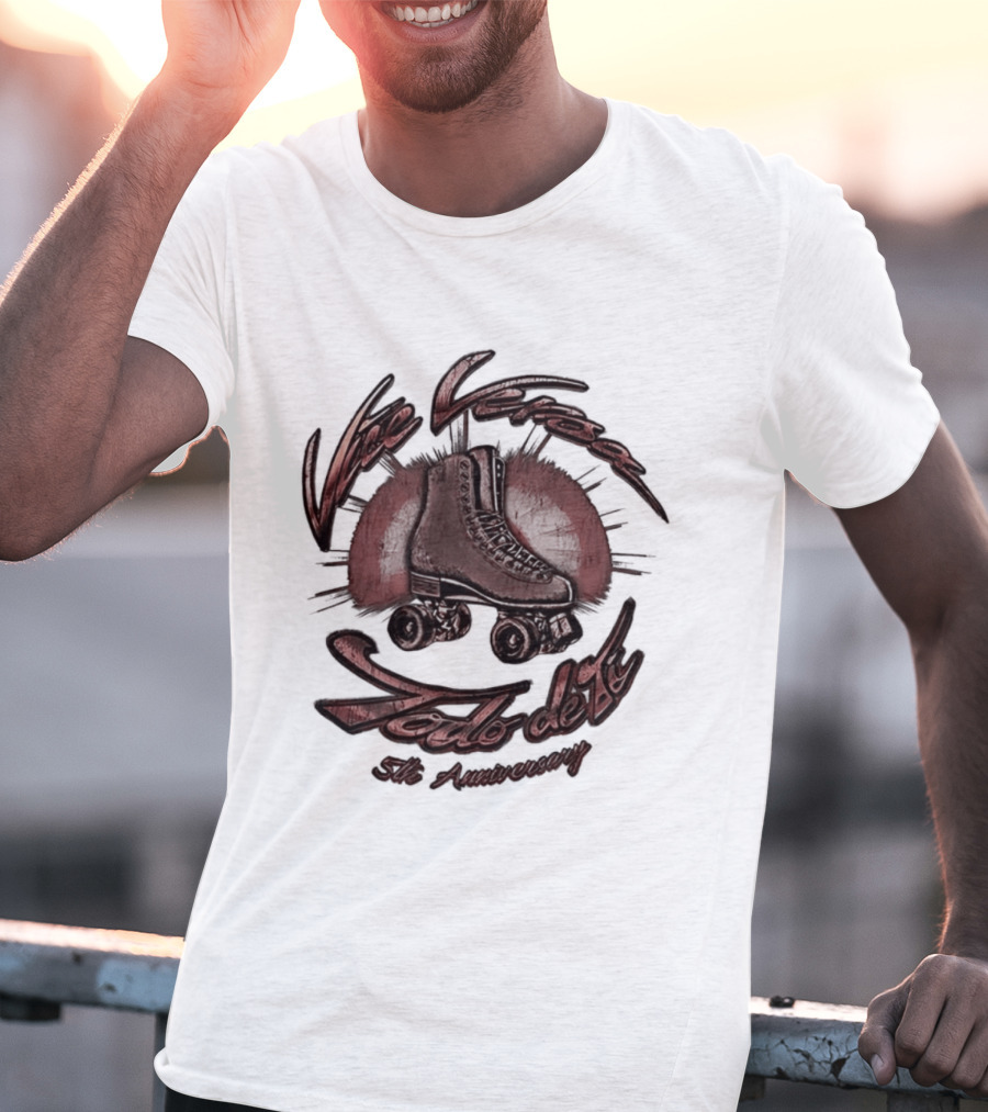 Vice Versa Todo De Ti 5th Anniversary Roller Skate Disco T-Shirt