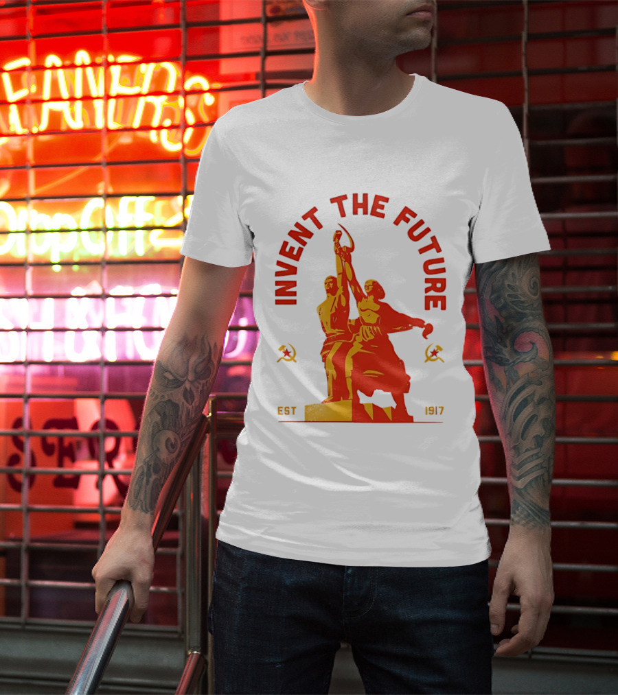 Invent The Future Est 1917 Worker And Kolkhoz Woman Statue T-Shirt