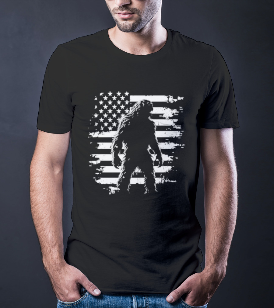 Bigfoot Sasquatch American Flag Independence Day Stars And Stripes T-Shirt