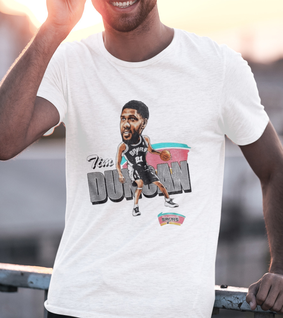 San Antonio Spurs Tim Duncan NBA Basketball Bobblehead 21 T-Shirt
