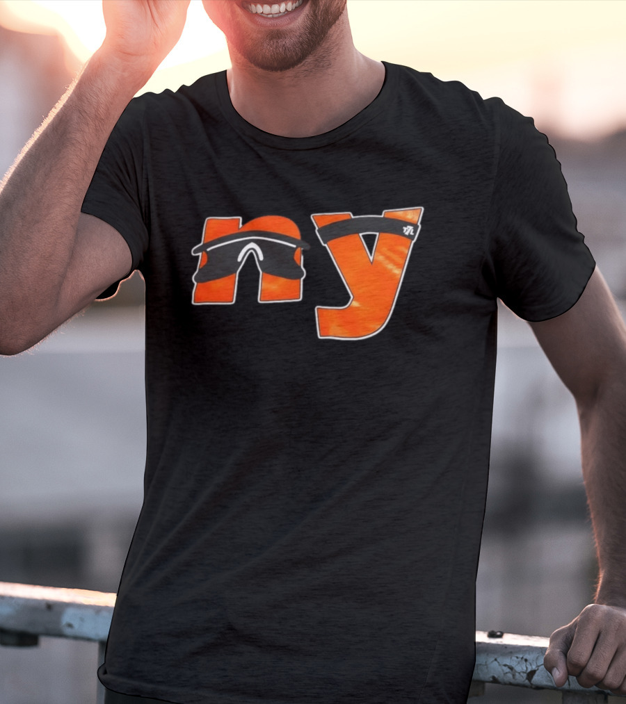 Carmelo Anthony New York Knicks NY Iconic Look T-Shirt