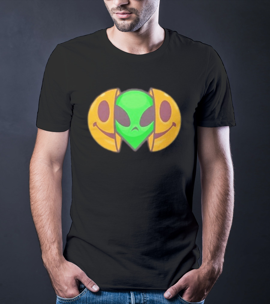 Grounded 2 Willow Alien In Halloween Jack O' Lantern Mask T-Shirt