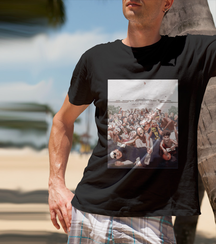 Knicks Nation Forever With Gathering Of Celebratory Fans And Players T-Shirt