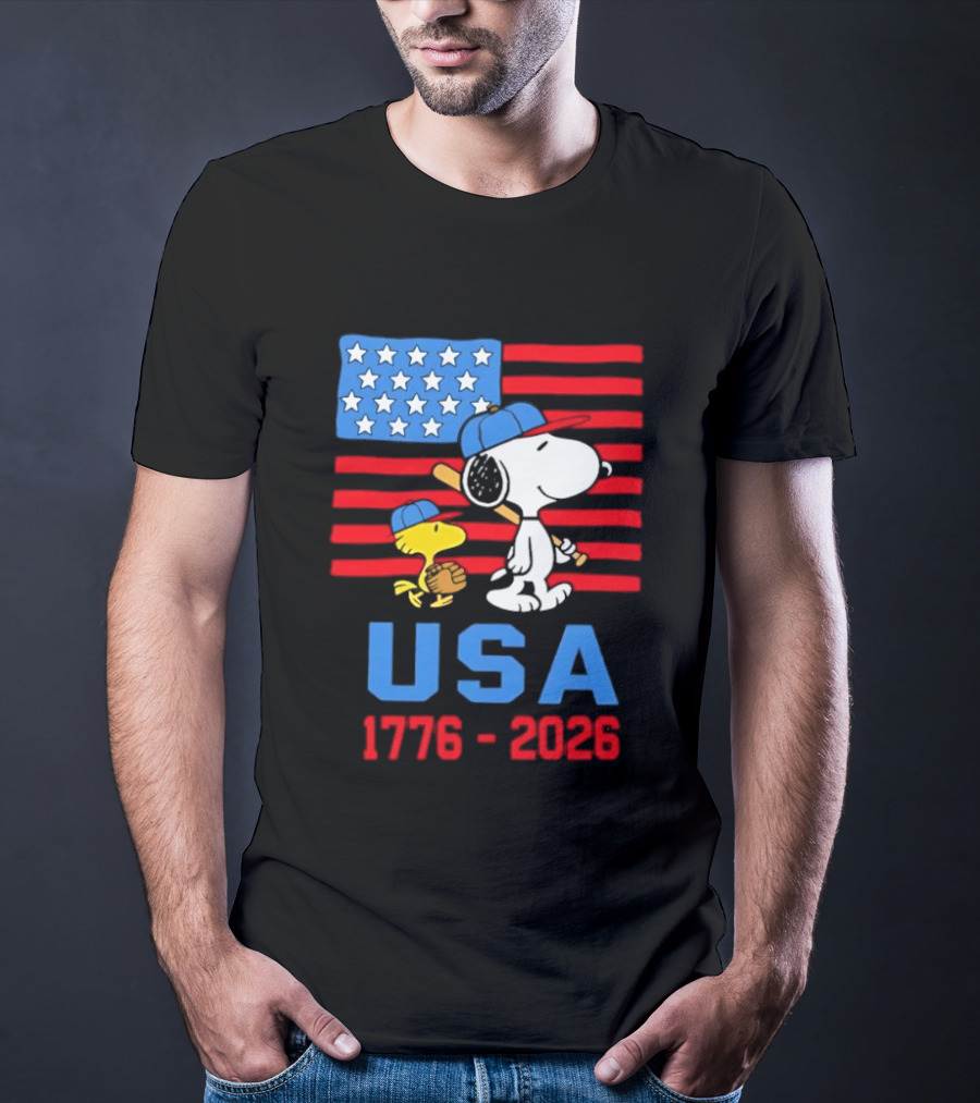 Snoopy Woodstock Peanuts USA Baseball American Flag 1776 2026 T-Shirt