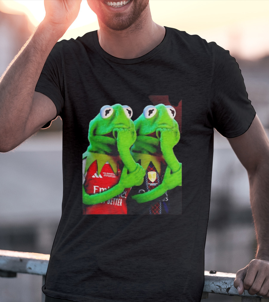 Kermit The Frog Thinking Arsenal Paris Saint Germain Final Budapest Emirates Groupama 2023 T-Shirt