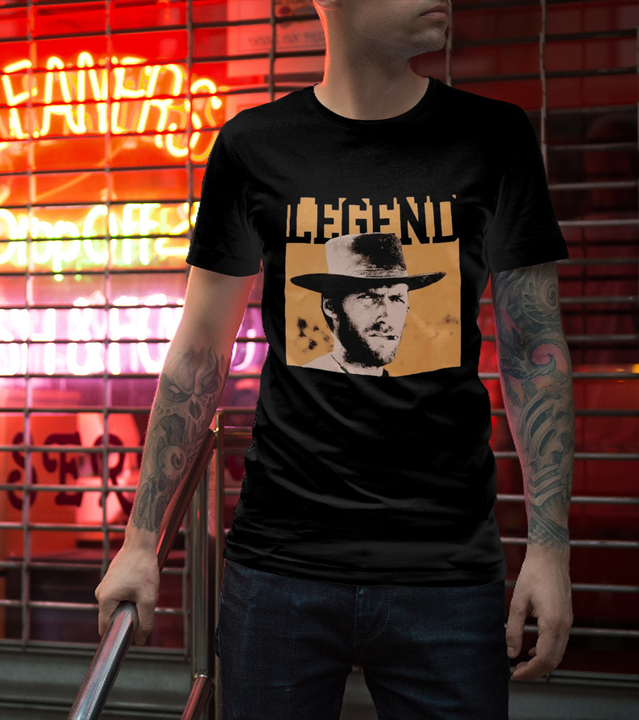 Legend Clint Eastwood Smoking Cigar Classic Western T-Shirt