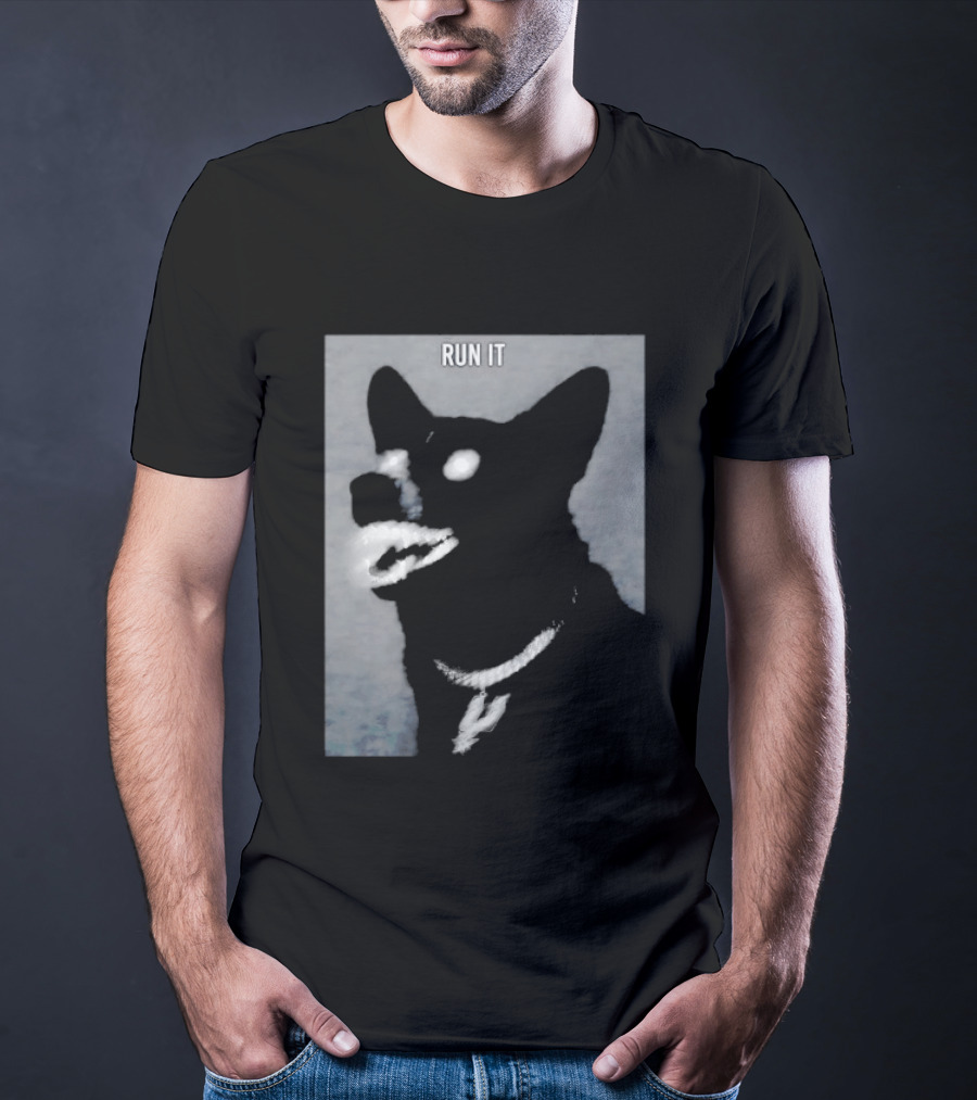 Run It Black Dog Diamond Grill Spurs Pendant T-Shirt