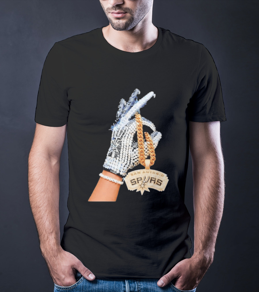 San Antonio Spurs Diamond Gold Glove And Pendant T-Shirt