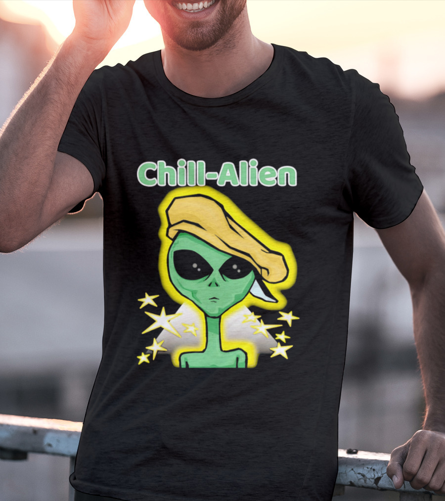 Chill Alien Beret Hat Stars Glow T-Shirt