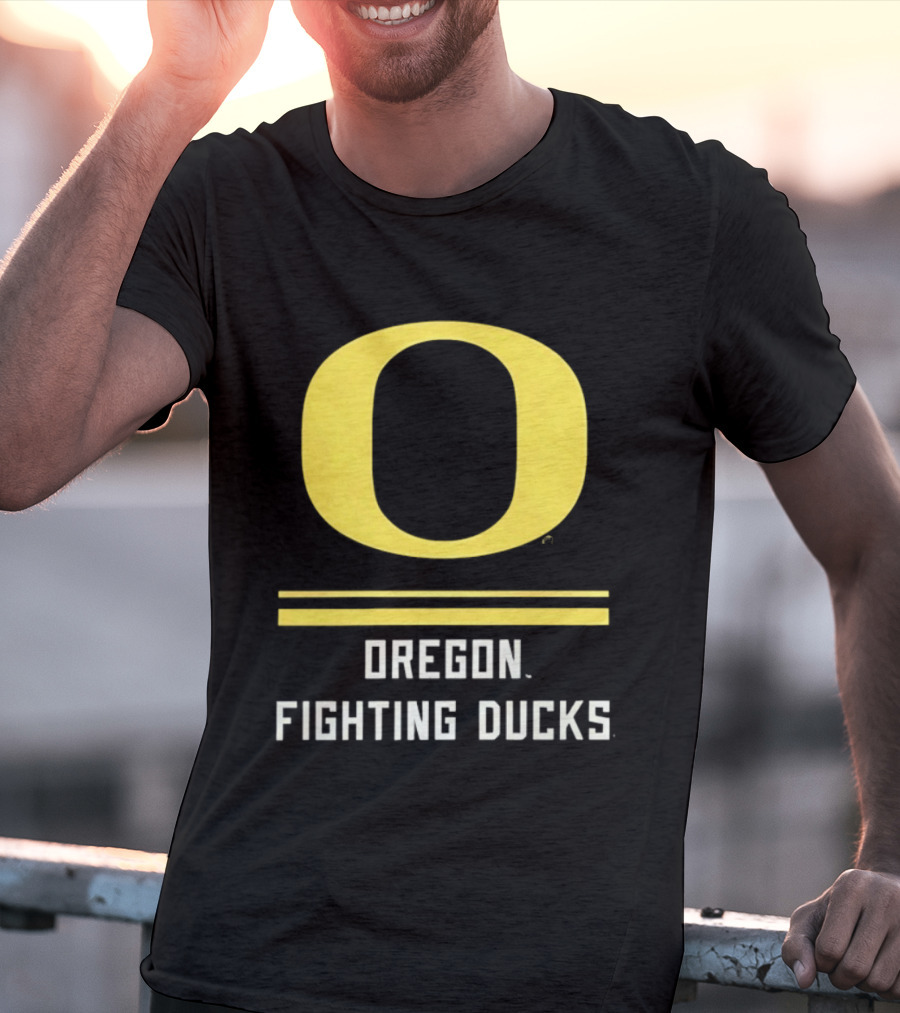 Oregon Fighting Ducks Yellow O T-Shirt