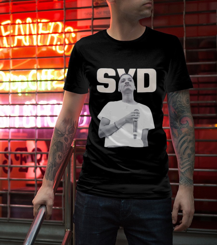 SYD Sydney Bennett Microphone Performance T-Shirt