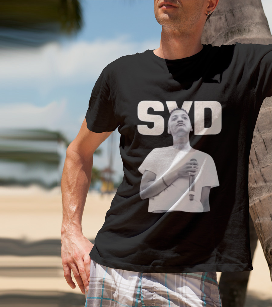 SYD Sydney Bennett Microphone Performance T-Shirt