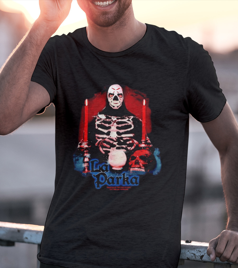 La Parka Lucha Libre Skeleton With Candles And Skull T-Shirt