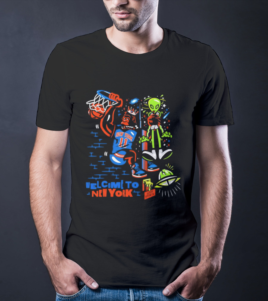 New York Knicks Gorilla Dunking With Alien Welcome To New York T-Shirt