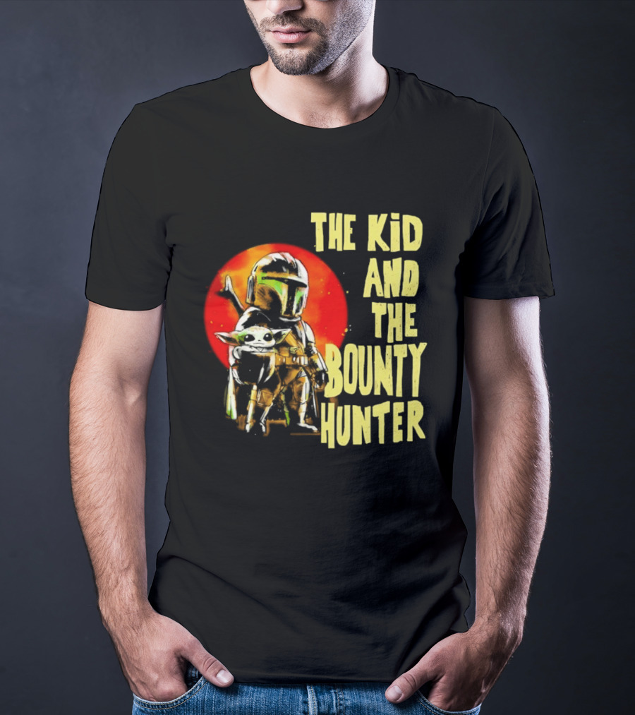 The Kid And The Bounty Hunter Grogu Din Djarin Star Wars Mandalorian Red Circle T-Shirt