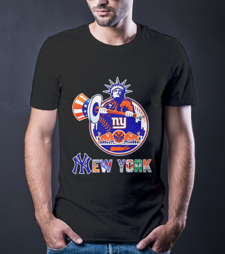 NY Yankees Mets Knicks Rangers Giants Statue Of Liberty New York Sports T-Shirt