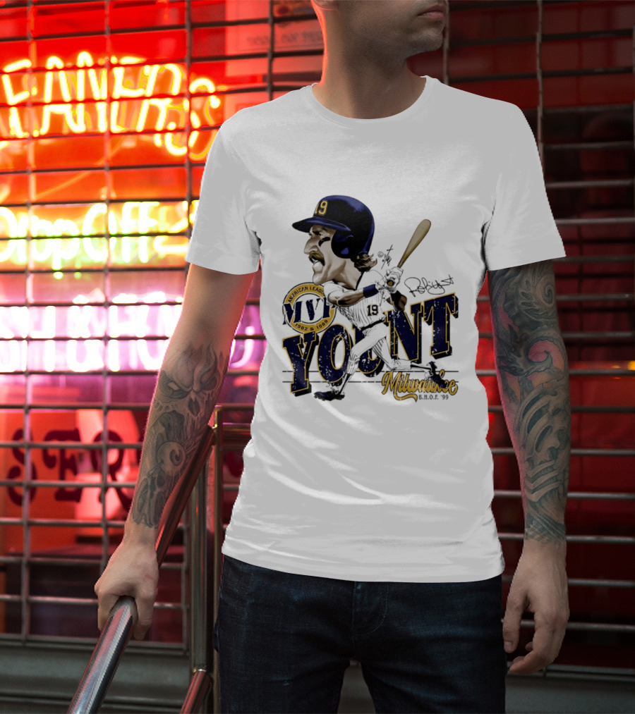 Robin Yount Milwaukee MVP American League 1982 1989 Milwaukee B.O.C. '90 T-Shirt