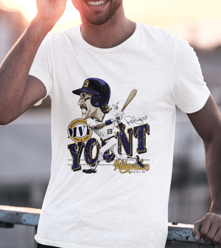 Robin Yount Milwaukee MVP American League 1982 1989 Milwaukee B.O.C. '90 T-Shirt