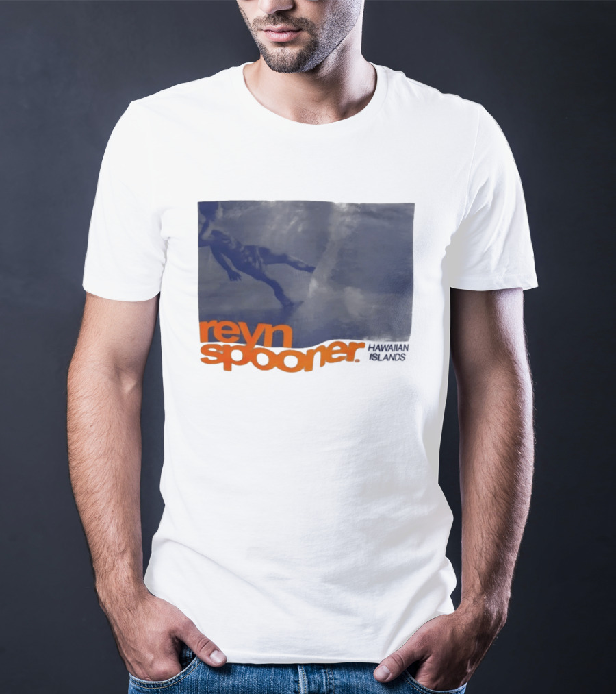 Reyn Spooner Hawaiian Islands Surfing Waves T-Shirt