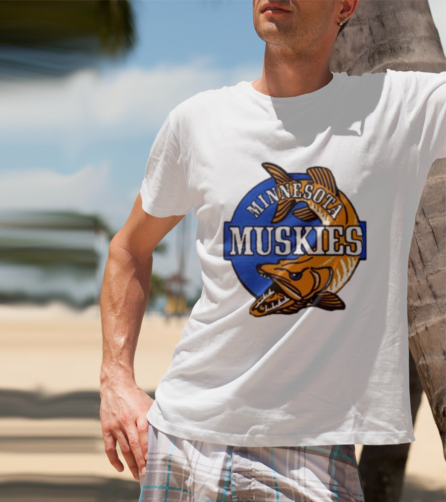 Minnesota Muskies Fishing Muskie T-Shirt