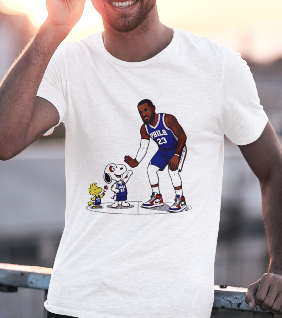 Snoopy Woodstock High Five LeBron James 23 Philadelphia 76ers Collaboration T-Shirt
