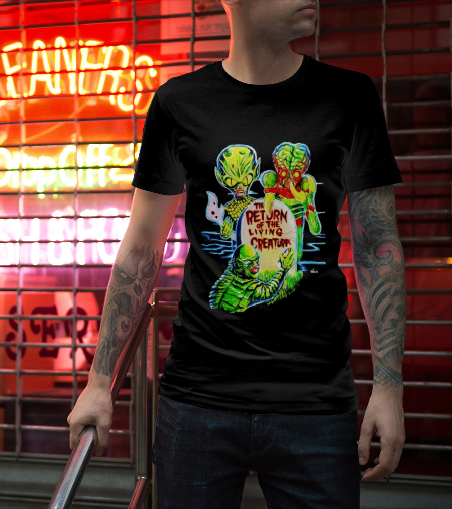 The Return Of The Living Creature Horror Movie Monsters And Tombstone Scene T-Shirt