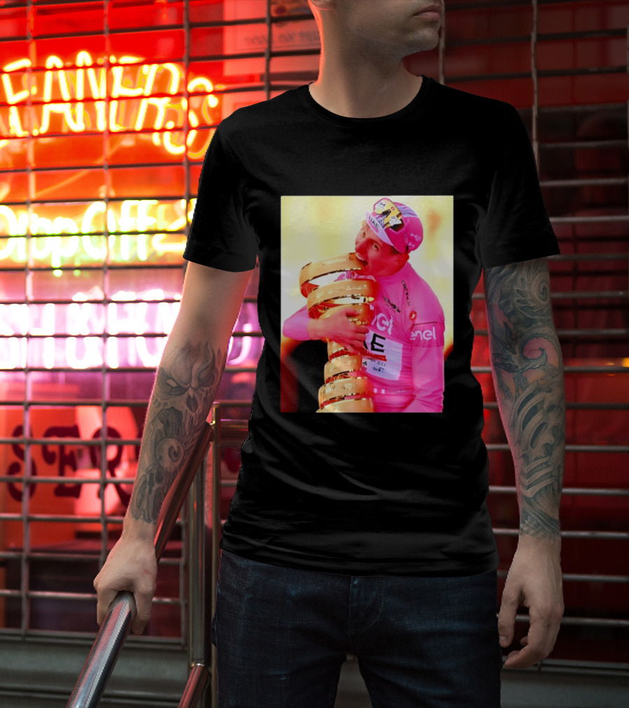 Tadej Pogacar 2024 Giro D'Italia Trophy Celebration In Pink Jersey T-Shirt