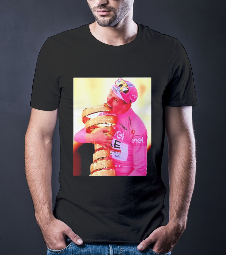 Tadej Pogacar 2024 Giro D'Italia Trophy Celebration In Pink Jersey T-Shirt