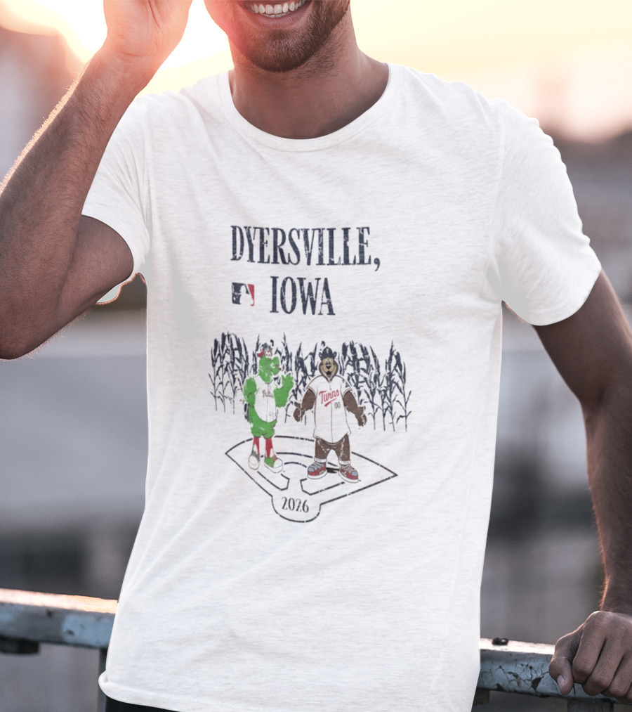 Dyersville Iowa 2026 MLB Philadelphia Phillies Vs Minnesota Twins Phillie Phanatic T.C. Bear Field Of Dreams T-Shirt