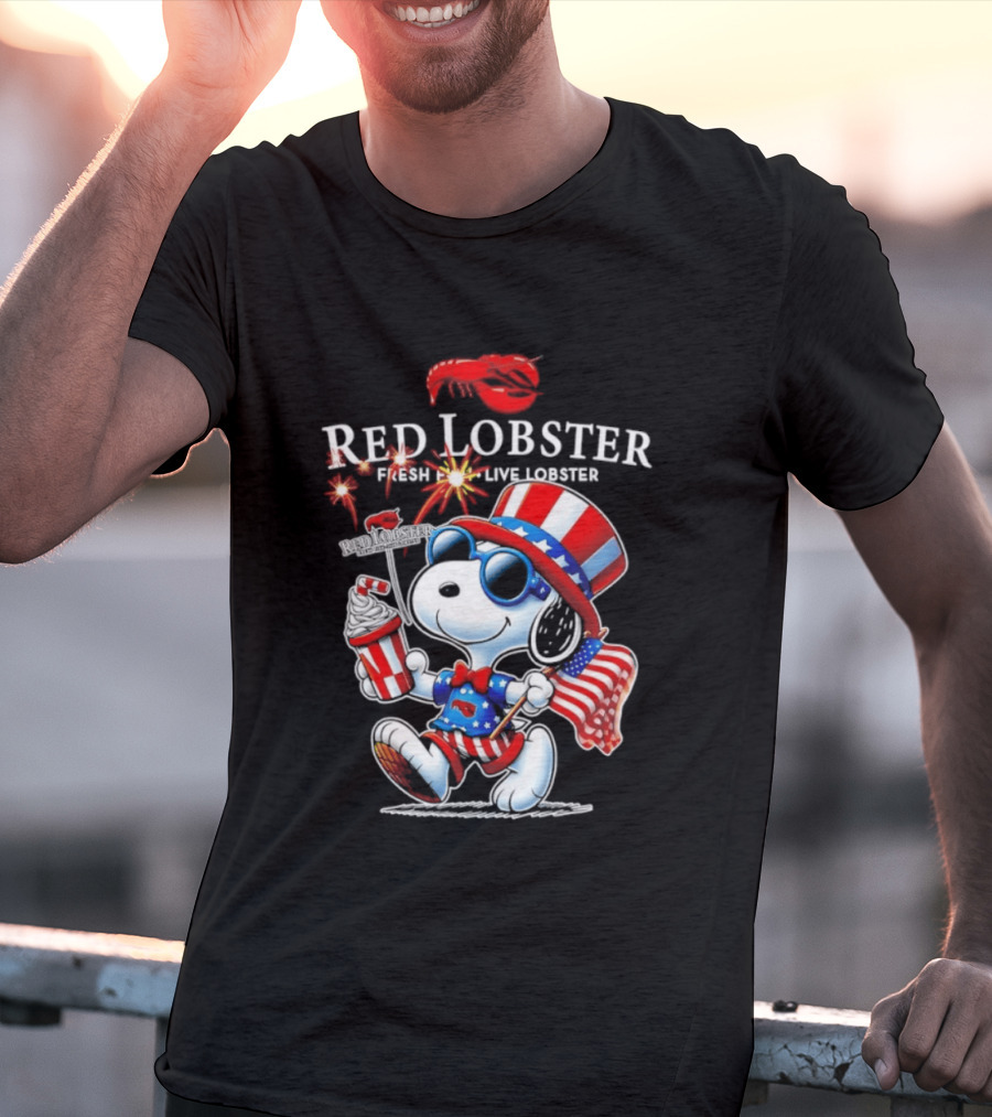 Snoopy Red Lobster Fresh Live Lobster America 1776 2026 250th Anniversary T-Shirt