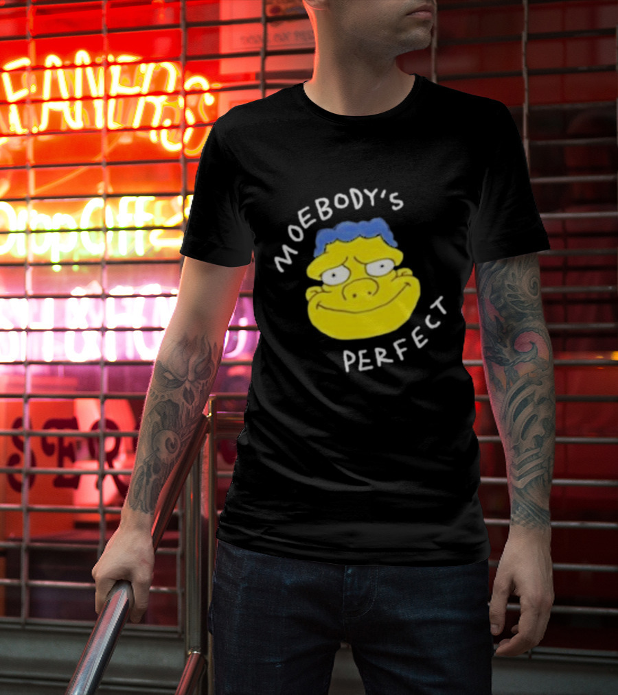 Moebody's Perfect Yellow Cartoon Face With Blue Hair Smirk T-Shirt