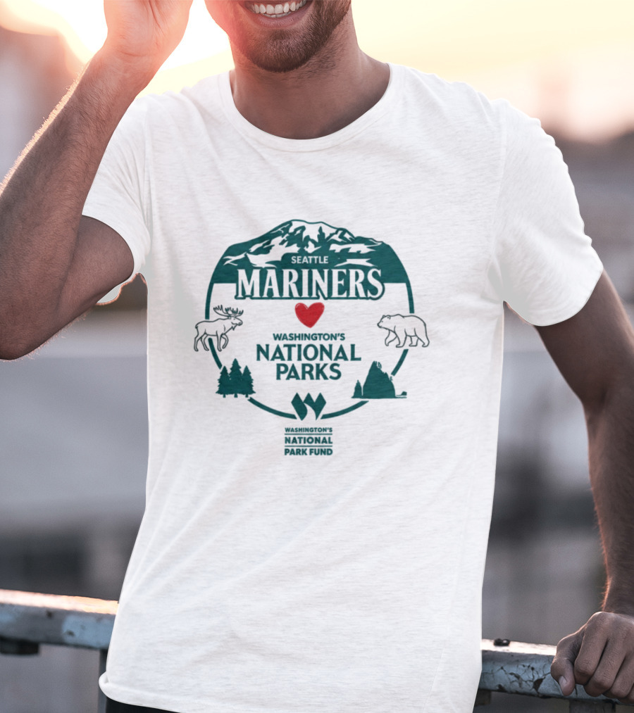Mariners Love Washington's National Parks Nature Wildlife Mountain Forest Event T-Shirt
