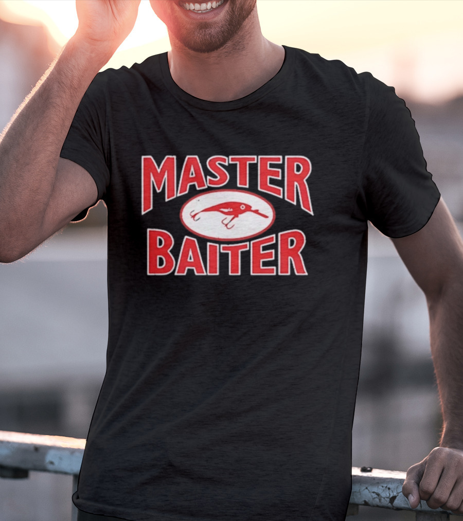 Master Baiter Fishing Lure Nostalgic Humor Décor T-Shirt