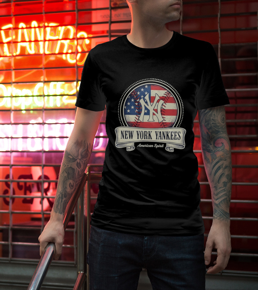 New York Yankees American Flag Baseball Emblem MLB T-Shirt