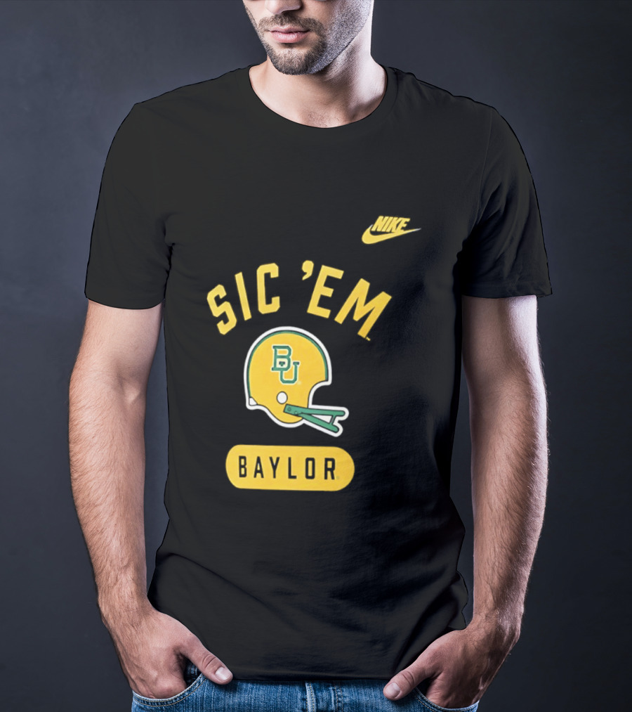 Nike Sic 'Em Baylor Football Helmet BU T-Shirt