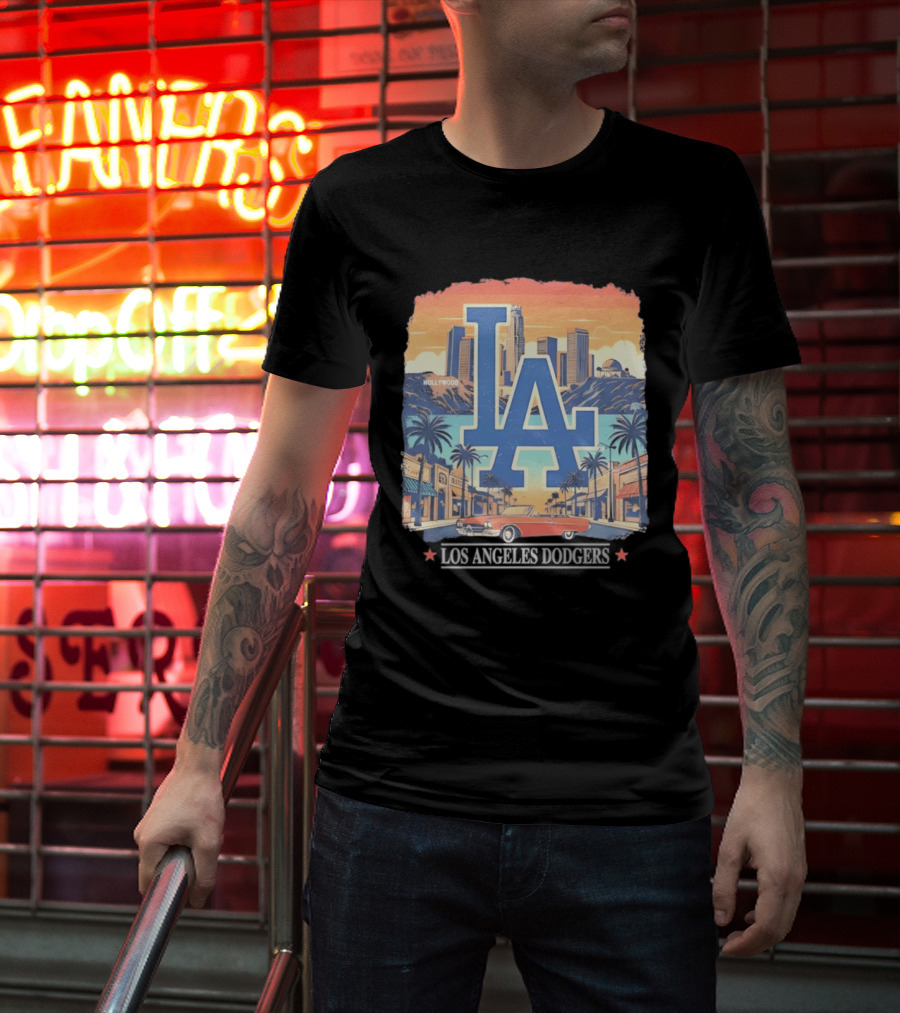 Los Angeles Dodgers LA Hollywood Skyline Classic Car T-Shirt