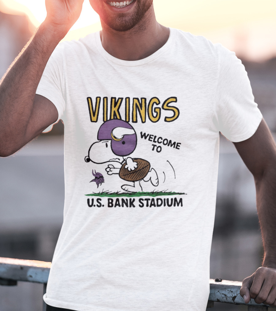 Minnesota Vikings Snoopy Welcome To U.S. Bank Stadium Peanuts Collaboration T-Shirt