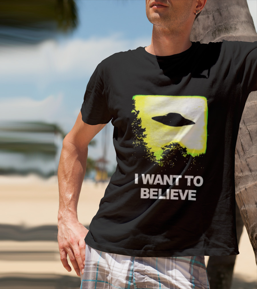 Alien I Want To Believe UFO Silhouette Paranormal Activity The Truth Is Out There T-Shirt