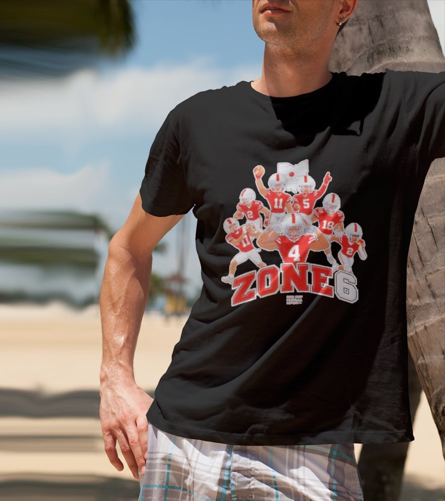 Zone 6 Ohio State Buckeyes Football Players Pose With State T-Shirt
