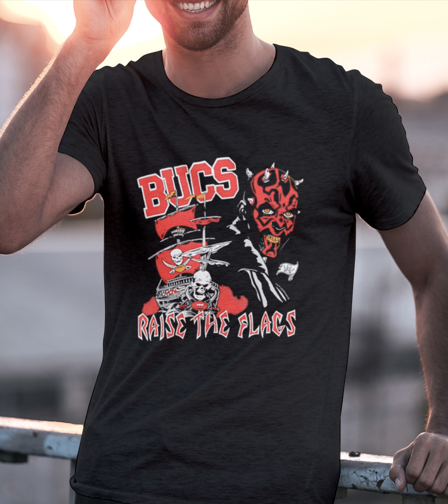Bucs Darth Maul Raise The Flags Tampa Bay Buccaneers Star Wars T-Shirt