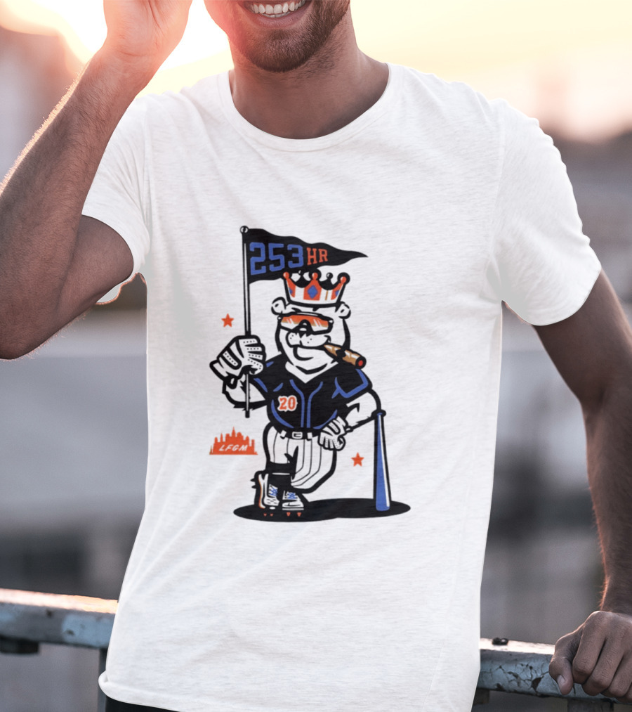 Pete Alonso New York Mets Polar Bear 253 HR Cigar King T-Shirt