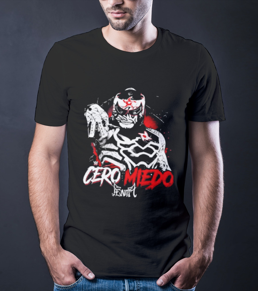Cero Miedo Penta Hand Sign WWE Photo T-Shirt