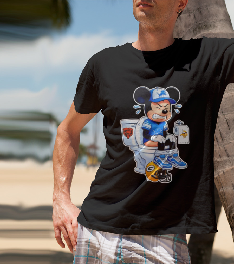 Detroit Lions Mickey Toilet Beating Bears Vikings Packers Football T-Shirt