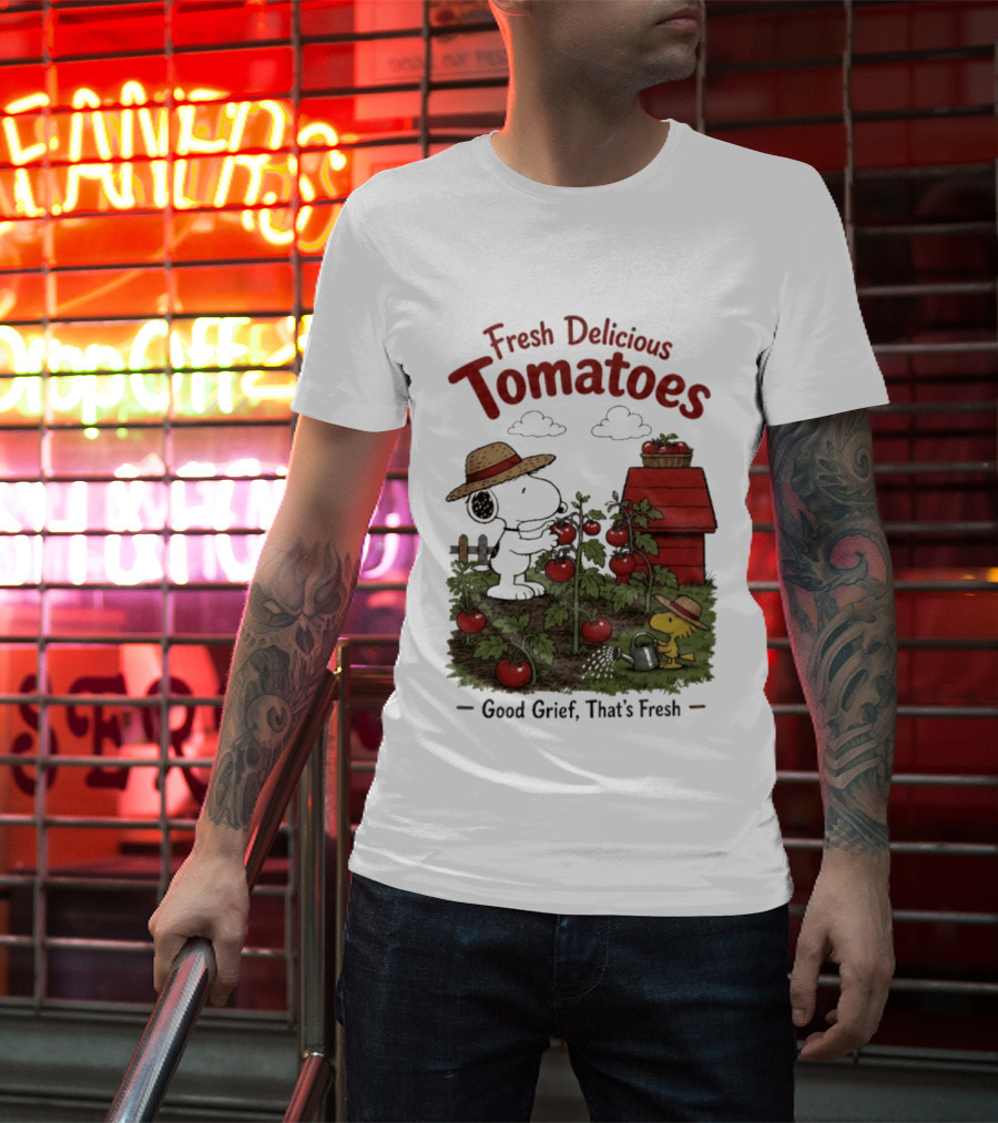 Snoopy Fresh Delicious Tomatoes Good Grief That's Fresh Garden Scene T-Shirt