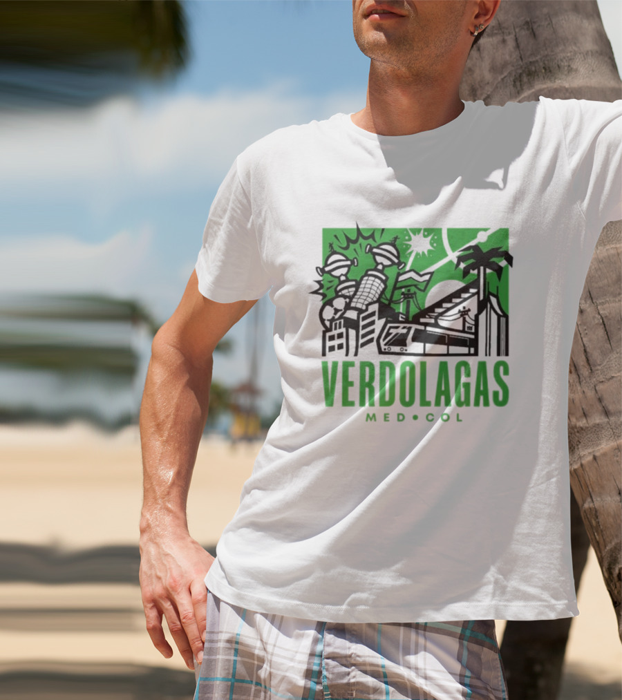 Verdolagas Med Col Medellín Paisa Culture Soccer Skyline Palm Trees T-Shirt
