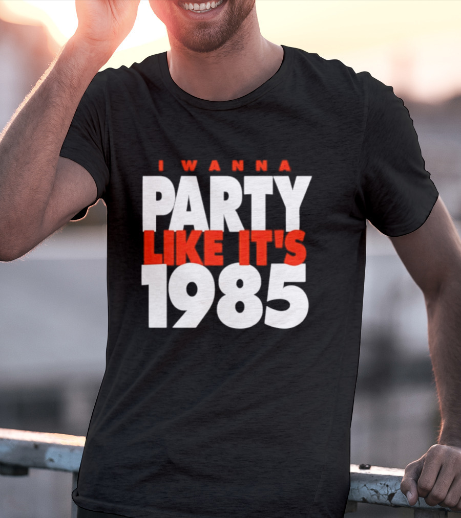 Chicago Bears I Wanna Party Like It's 1985 Retro Nostalgia T-Shirt